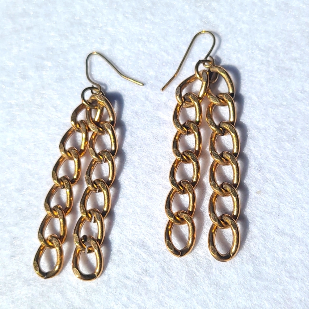 Double chain earrings